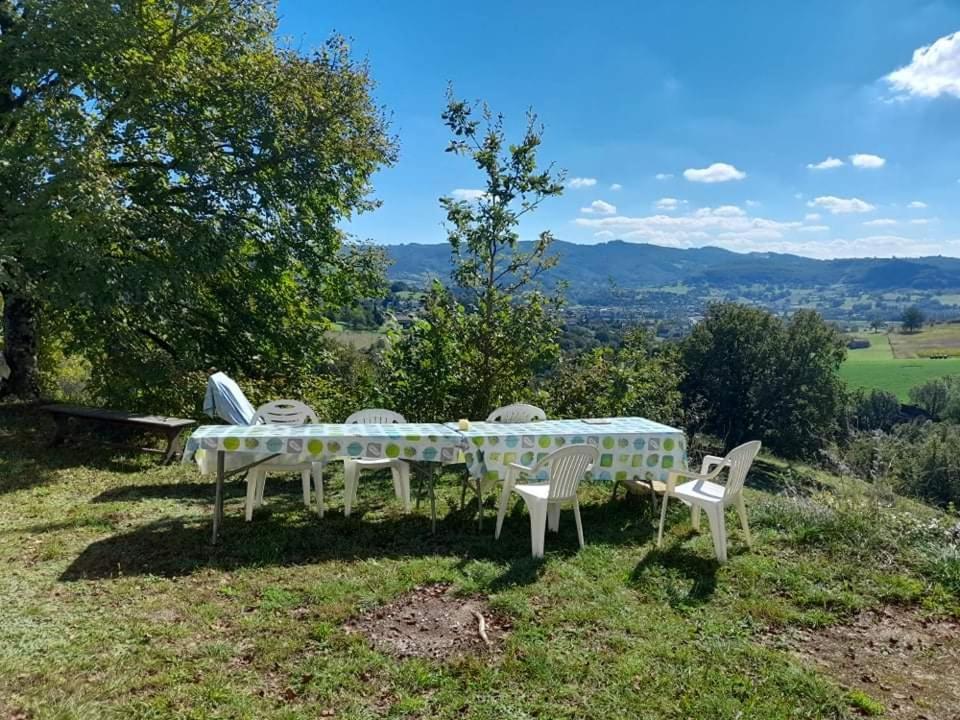 Les Coteaux De Planeze, Chambre Pour 2, 3 Ou Famille Nombreuse 2 Adultes 5 Enfants Et Jeunes Belmont-Bretenoux エクステリア 写真