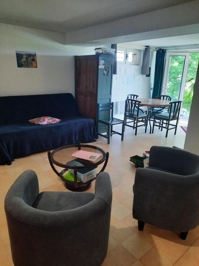 Les Coteaux De Planeze, Chambre Pour 2, 3 Ou Famille Nombreuse 2 Adultes 5 Enfants Et Jeunes Belmont-Bretenoux エクステリア 写真